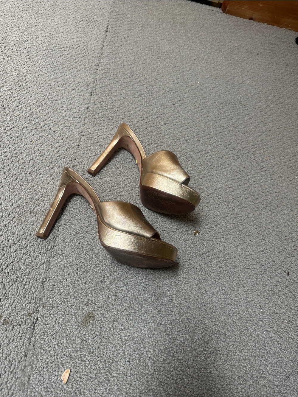 VERONICA BEARD Women's Gold Dali Platform Heel Sandal Shoes Size 10M. - Picture 7 of 7